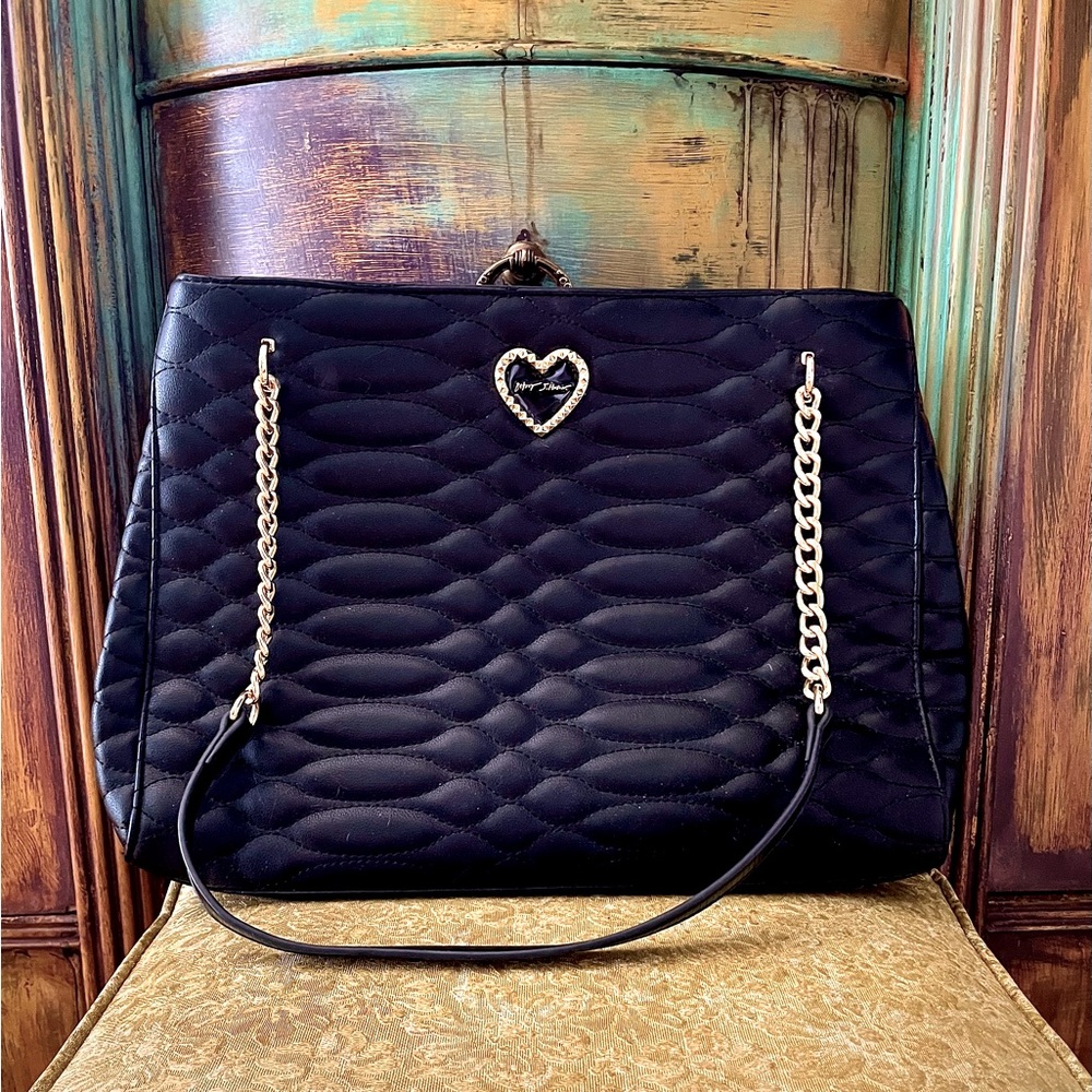 Black Quilted Betsey Johnson Tote Bag Purse w Gold Chains Very Roomy